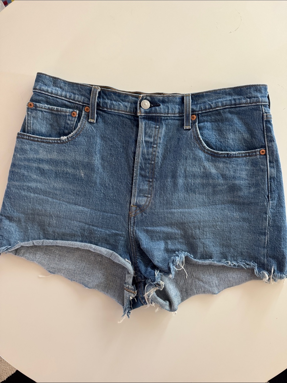 levi’s denim shorts